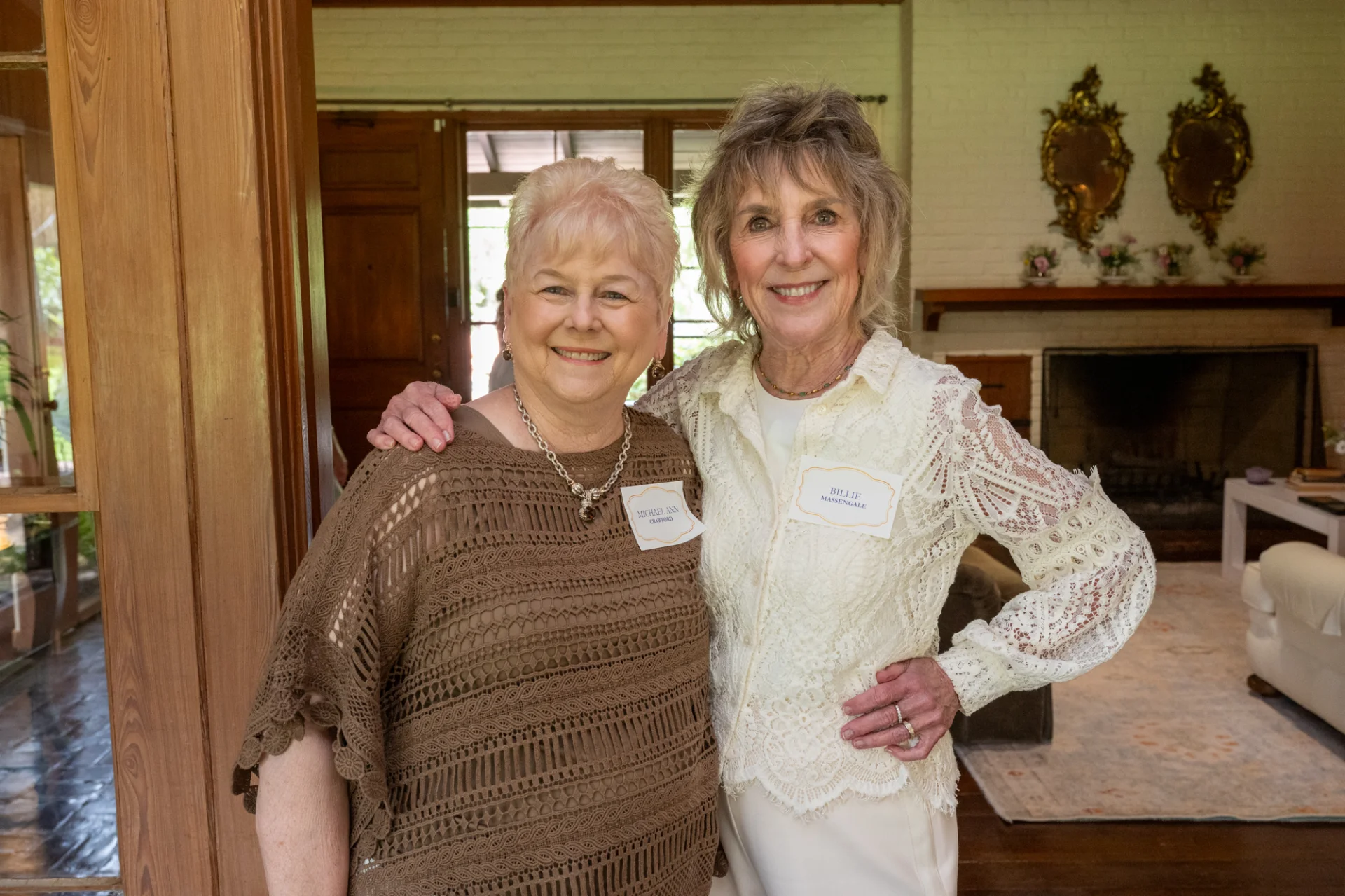 Mums Of Alums 85331.webp